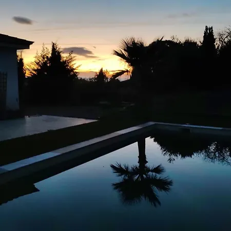 Вилла Les Cigales Pour 8 Personnes Max Avec Piscine Et A 20 Min De La *