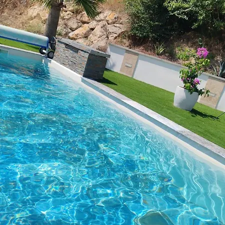 Les Cigales Pour 8 Personnes Max Avec Piscine Et A 20 Min De La Вилла Nissan-lez-Enserune