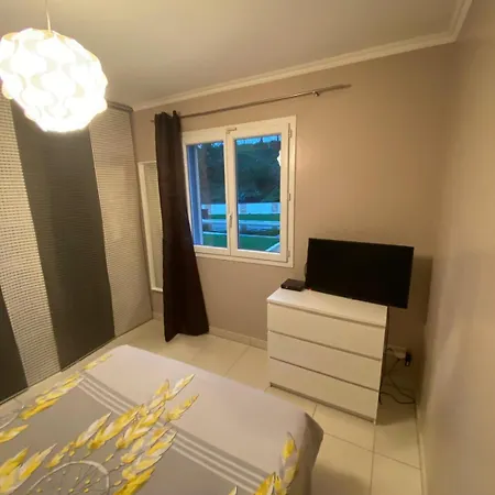 Vila Les Cigales Pour 8 Personnes Max Avec Piscine Et A 20 Min De La