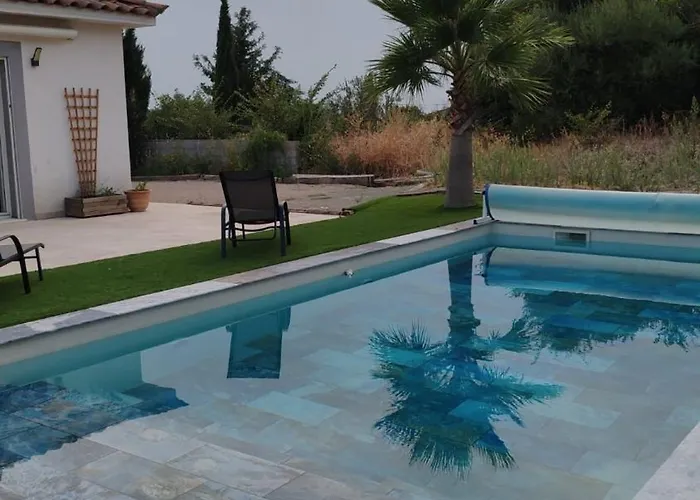 Les Cigales Pour 8 Personnes Max Avec Piscine Et A 20 Min De La Вилла *