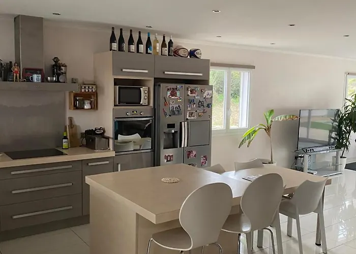 Les Cigales Pour 8 Personnes Max Avec Piscine Et A 20 Min De La Вилла *