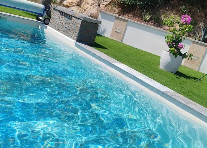 Les Cigales Pour 8 Personnes Max Avec Piscine Et A 20 Min De La Вилла Nissan-lez-Enserune